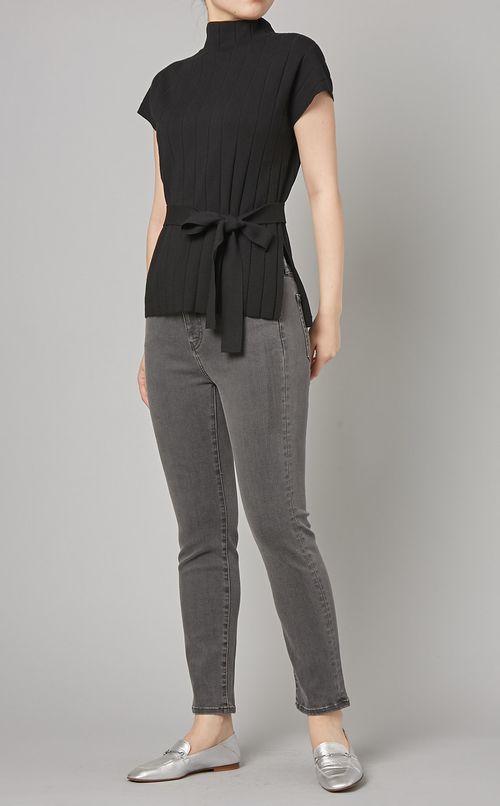 ハイネックニットプルオーバー