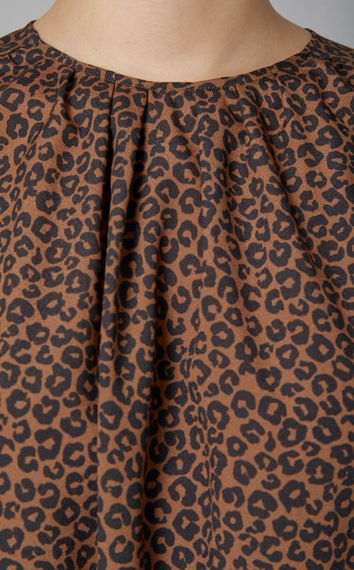 レオパードプリントギャザーブラウス