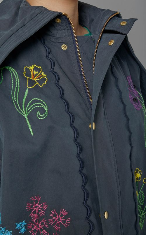 フラワーエンブロイダリーオーバーコート