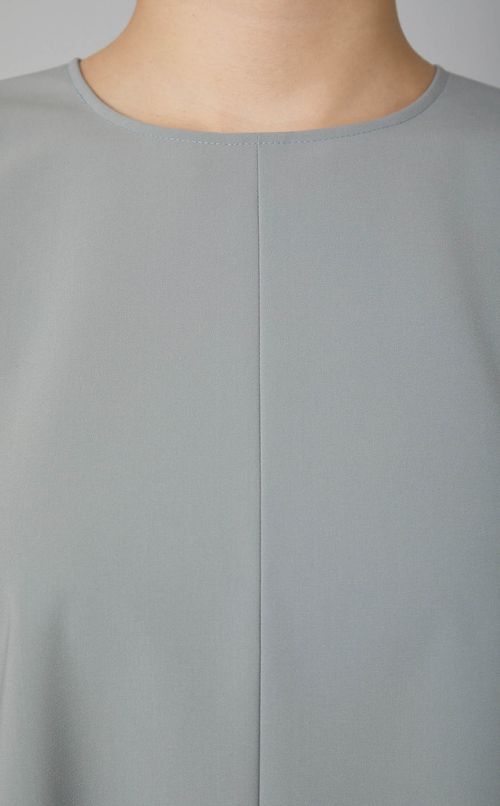 Aラインスリーブレスブラウス