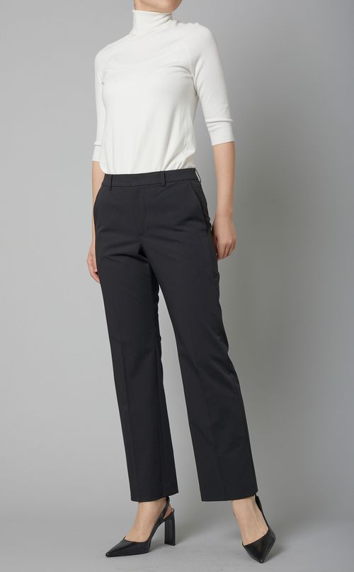 ストレッチギャバジンパンツ