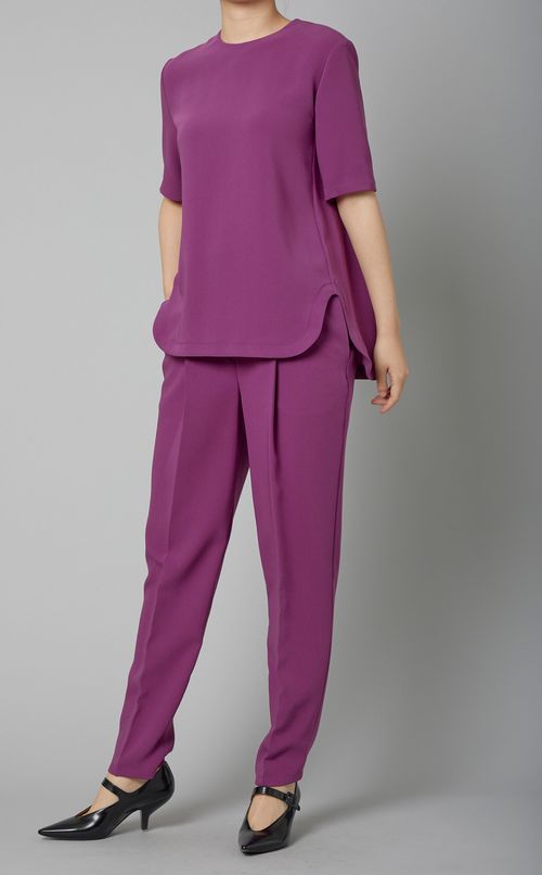 ラウンドヘムプルオーバーブラウス