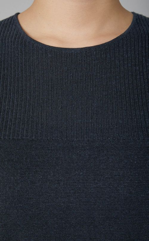 ノースリーブニットプルオーバー