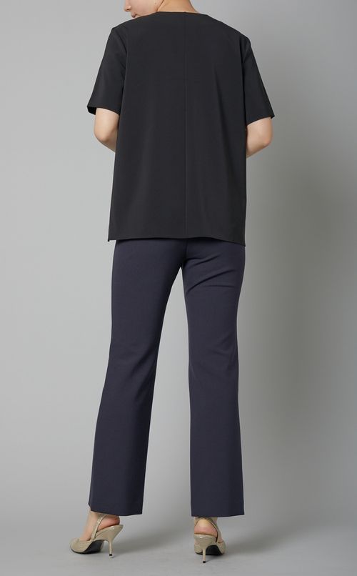 アシンメトリーフリルブラウス