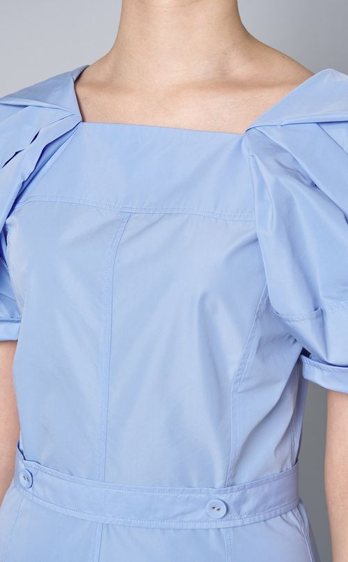 パフスリーブベルテッドワンピース