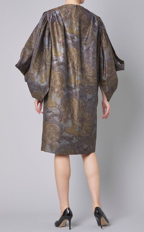 タイガー柄ラメジャガードワンピース