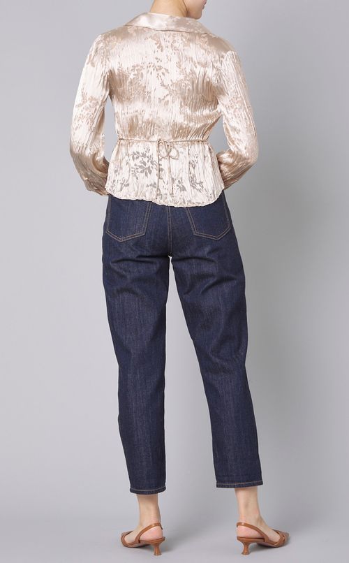 フラワーカットワークプリーツブラウス