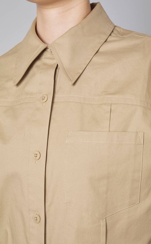 コンバーチブルスリーブクロップシャツ