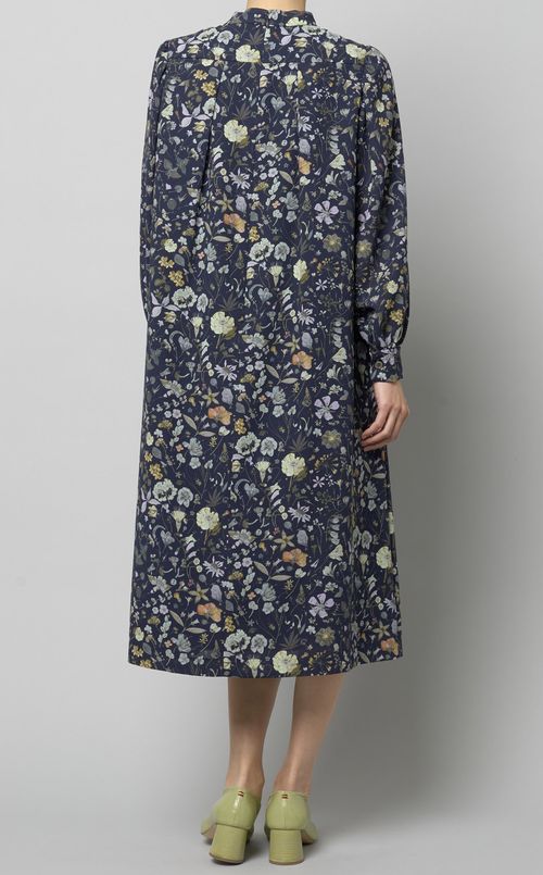 フラワープリントボウタイワンピース