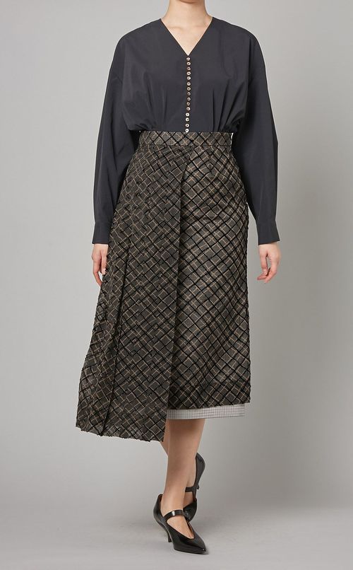 ピンタックVネックロングスリーブシャツ