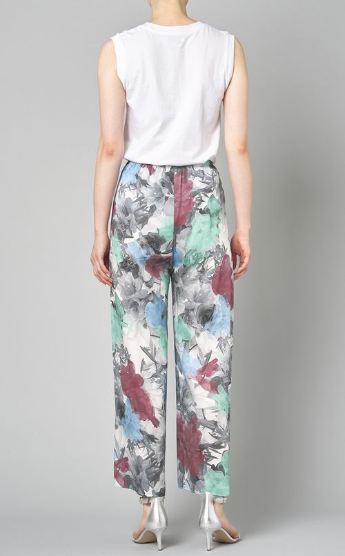 フラワープリントリラックスパンツ