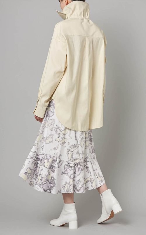 デザインネックロングスリーブブラウス