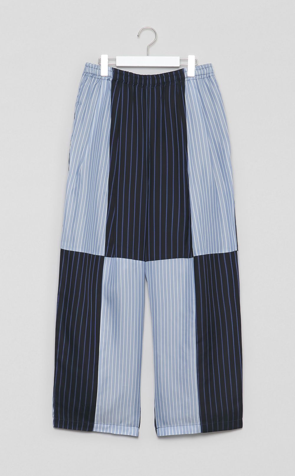 ジオメトリックパンツ