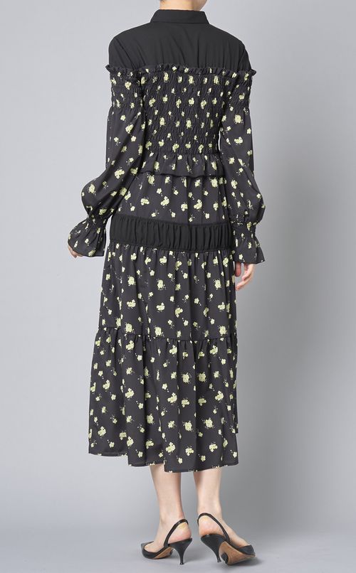 フラワープリントシャーリングワンピース