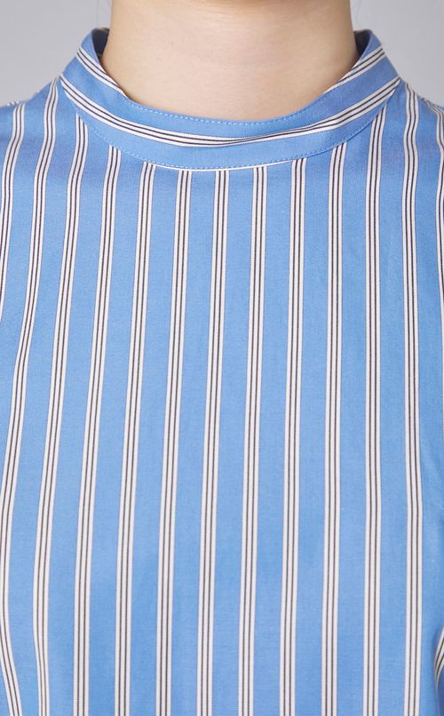 スタンドネックストライプブラウス