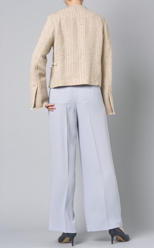 サイドスリットツイードジャケット