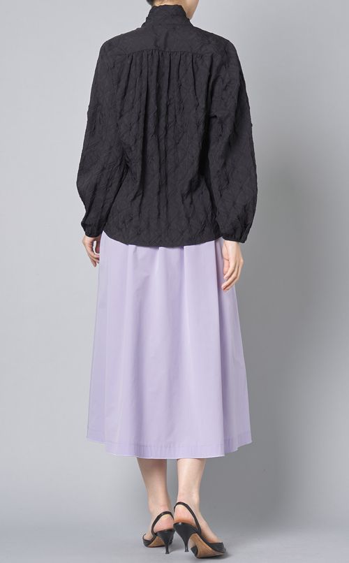 エンボスストレッチボウタイブラウス