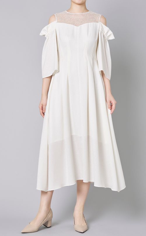 オープンショルダーレースドレス