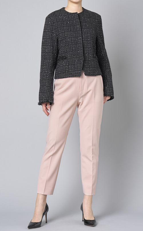 サイドスリットツイードジャケット