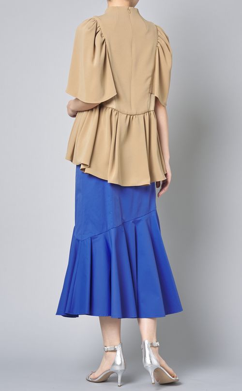 パール付ギャザースリーブブラウス