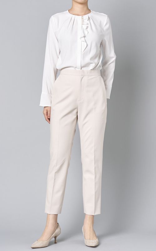 パールボタンサテンブラウス