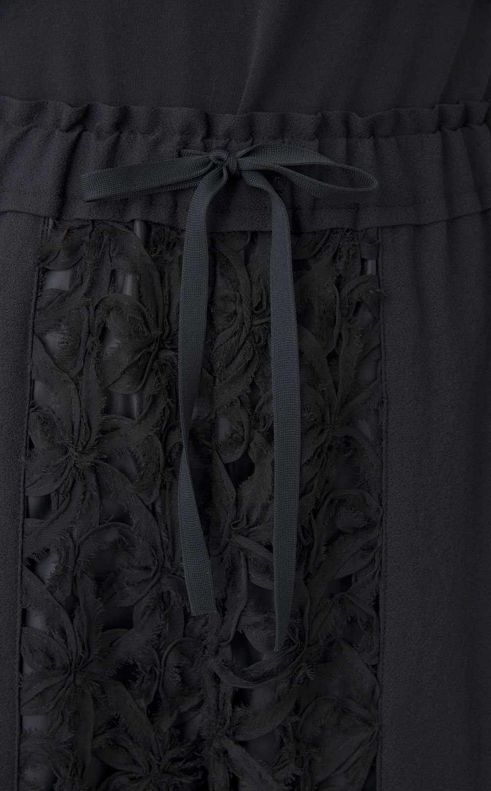 テープ刺繍イージーパンツ