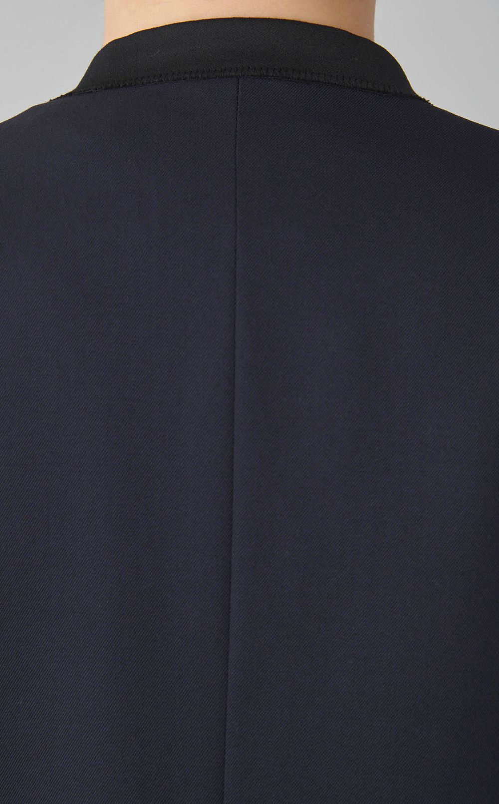 ノーカラーパールボタンジャケット