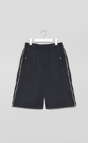 《手洗い可》ナイロンジップショートパンツ
