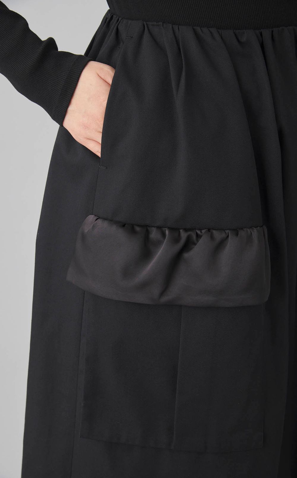 ウェストギャザー2ポケットスカート