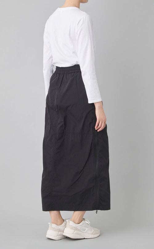 ナイロンサイドジップロングスカート