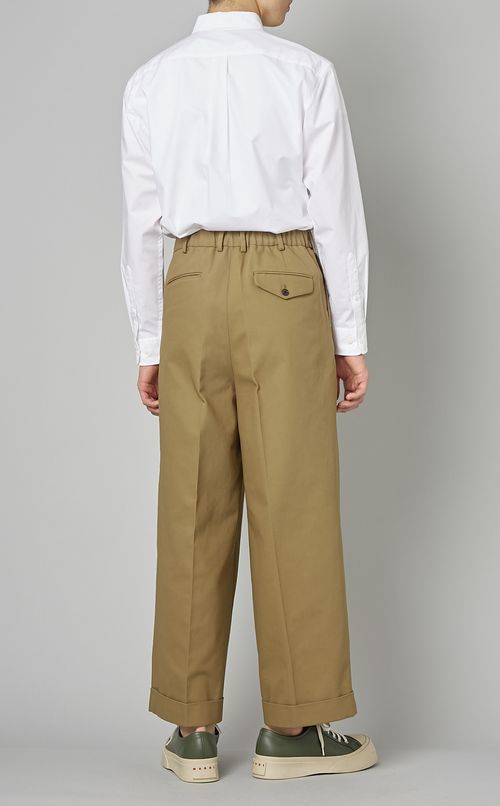 プリーツワイドトラウザー