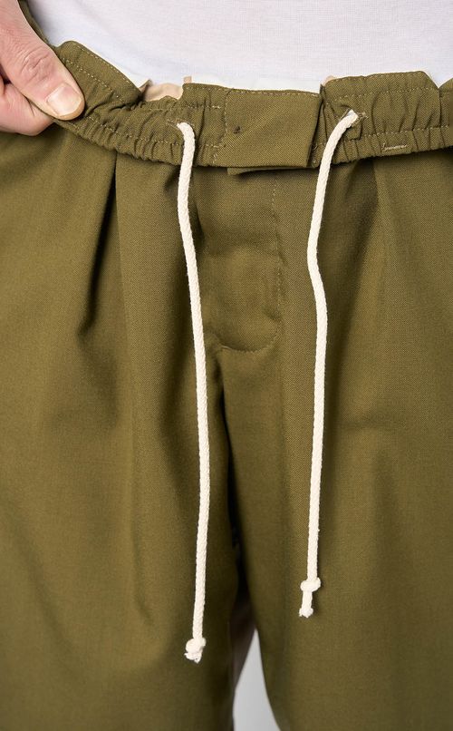 トロピカルウールハーフパンツ