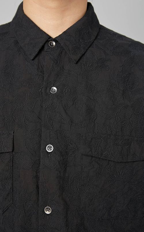 タイプライターエンブロイダリーシャツ