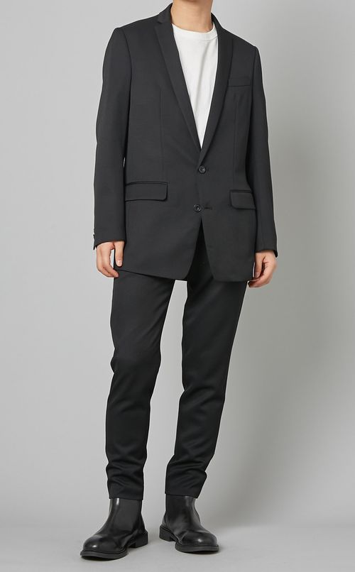 ノータックテーパードパンツ