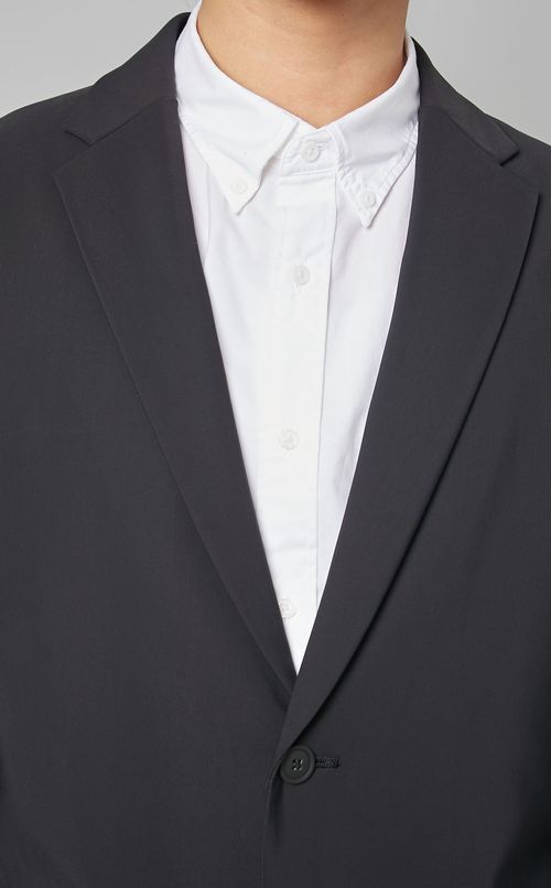 プレシジョンポンチジャケット