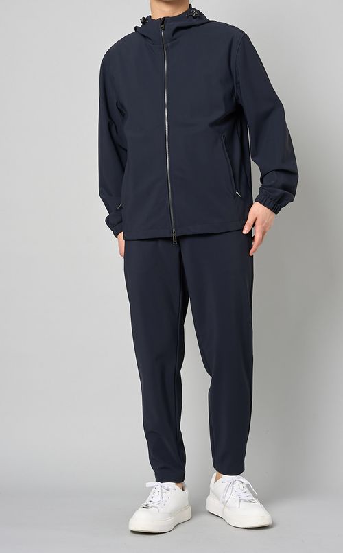 プレシジョンポンチフードジャケット