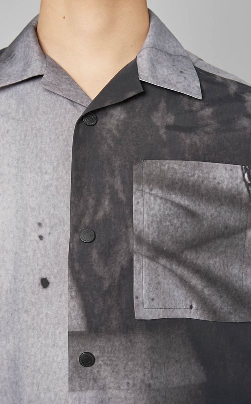 ドロップショルダー半袖シャツ