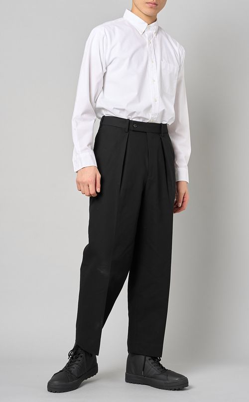 クラシックフィットトラウザー