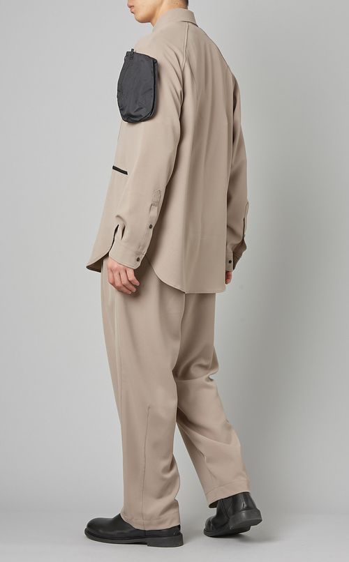 レギュラーカラーオーバーシャツ