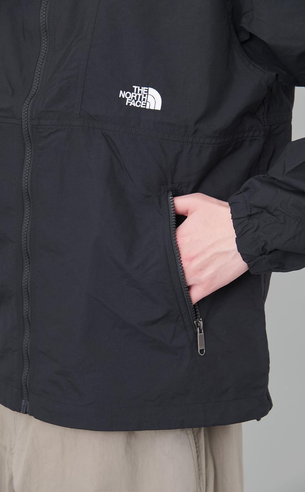 コンパクトブルゾン