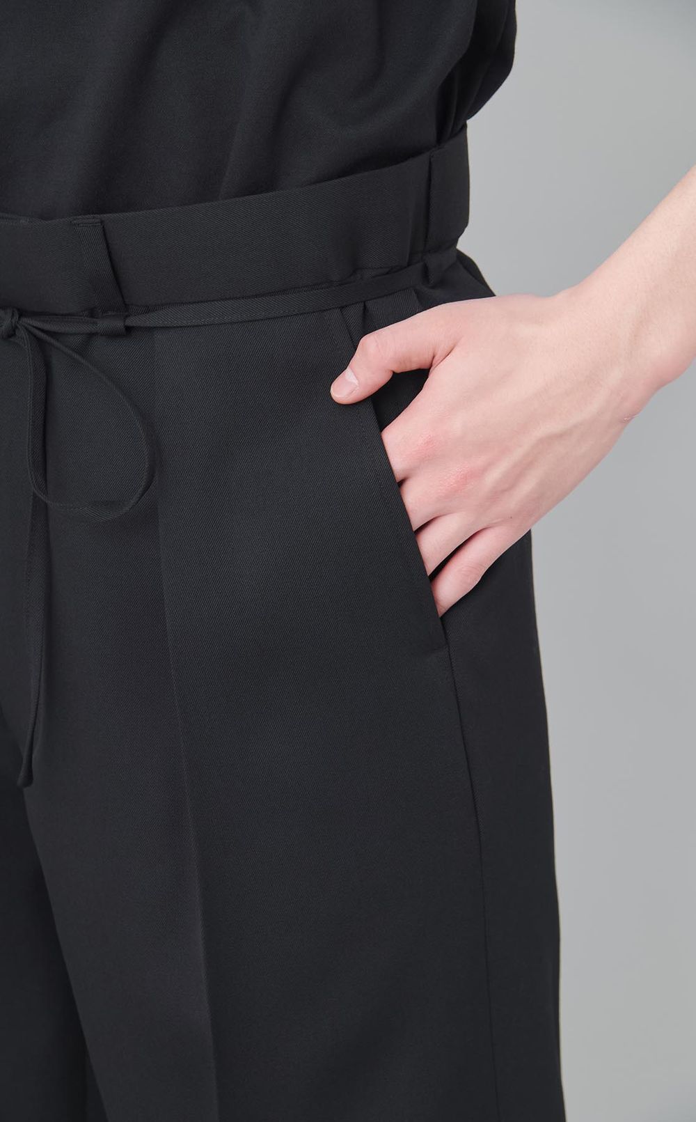 ギャバジンセミワイドパンツ