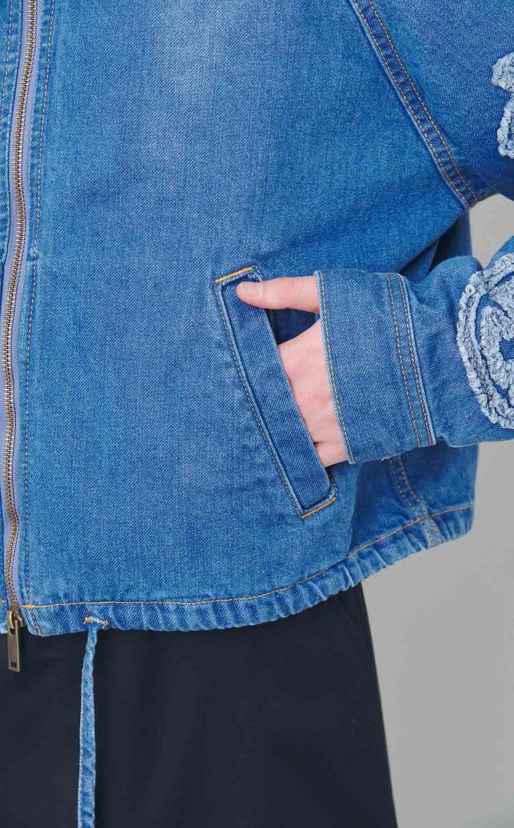 エンブロイダリーデニムブルゾン