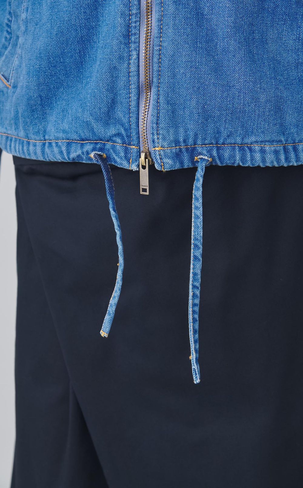 エンブロイダリーデニムブルゾン