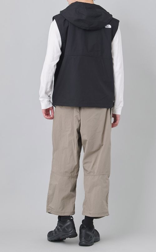 コンパクトフーディベスト