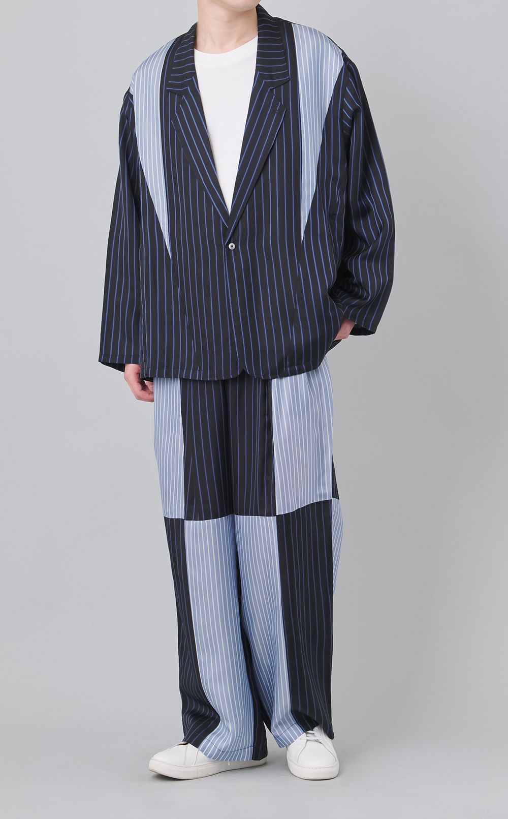 ジオメトリックパンツ