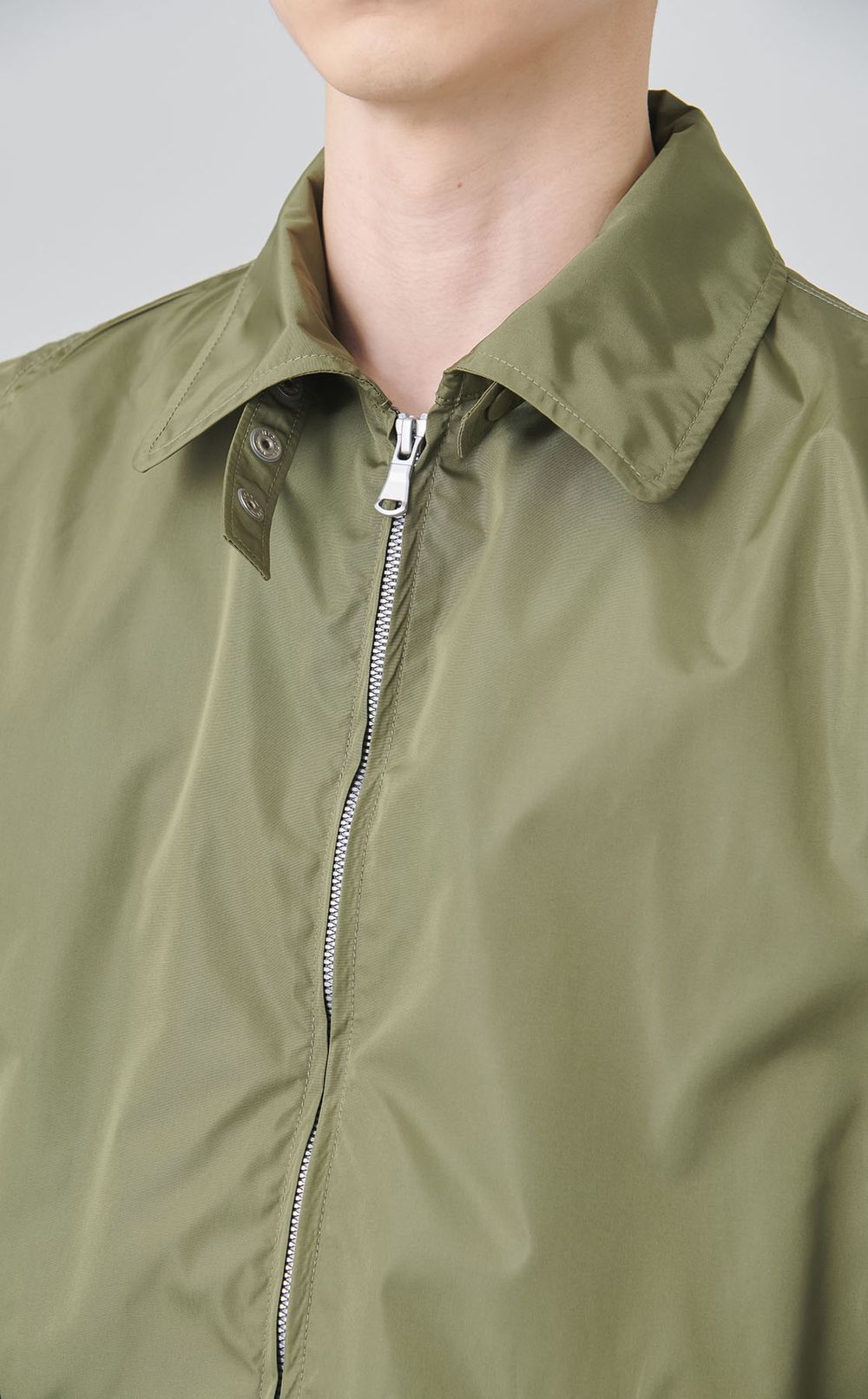 エアータフタショートブルゾン