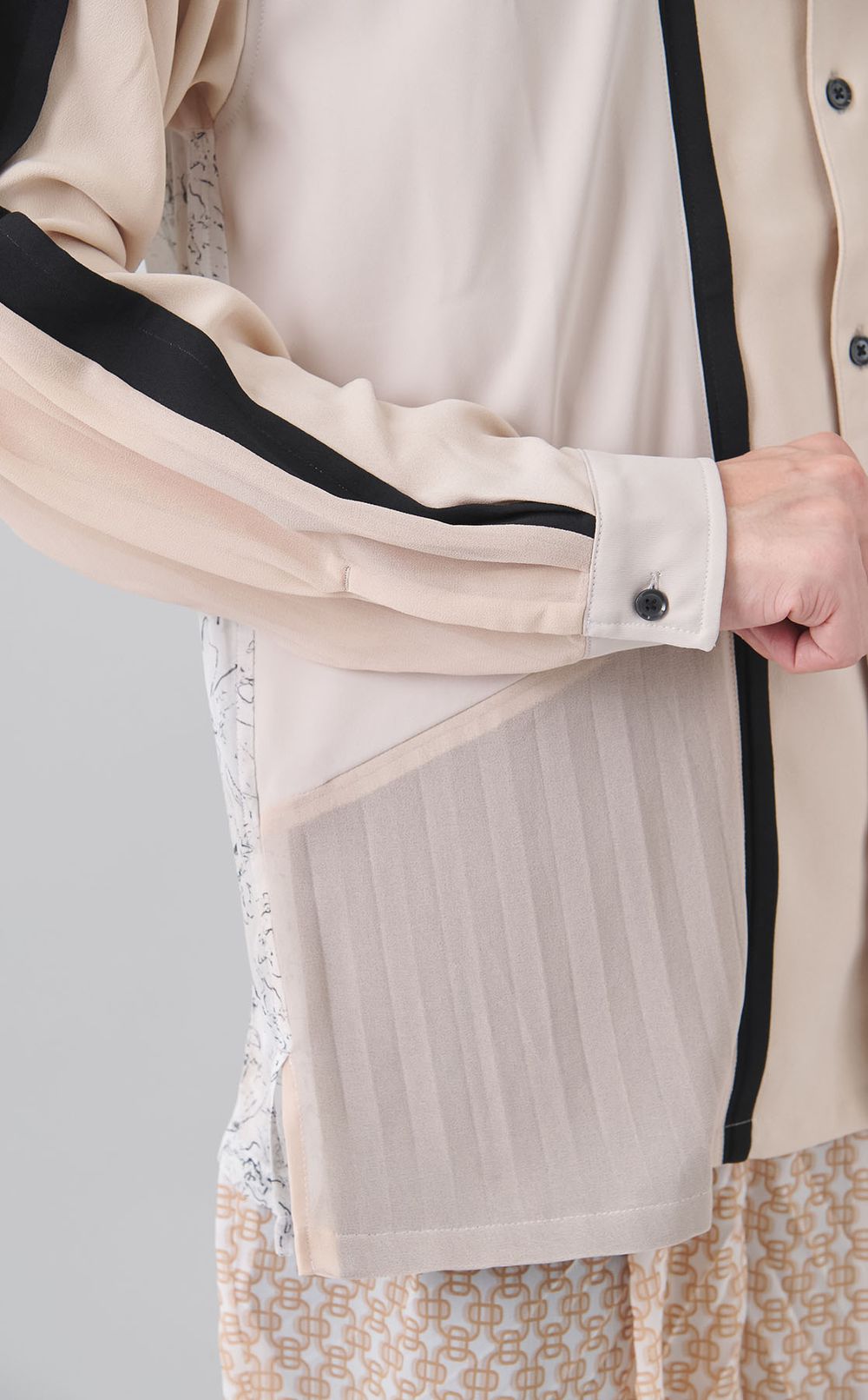 【reADdress】リメイクシャツ