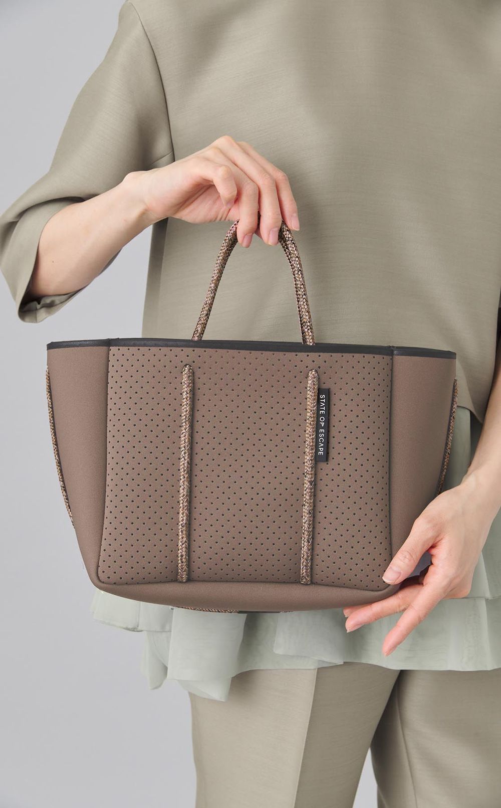 PETITE ESCAPE ミニバッグ