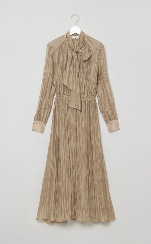 ドビープリーツワンピース