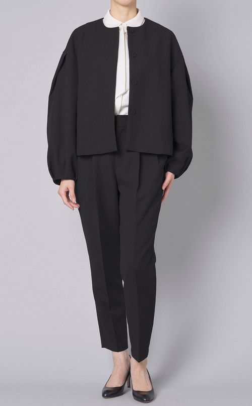 ボンディングノーカラータックジャケット